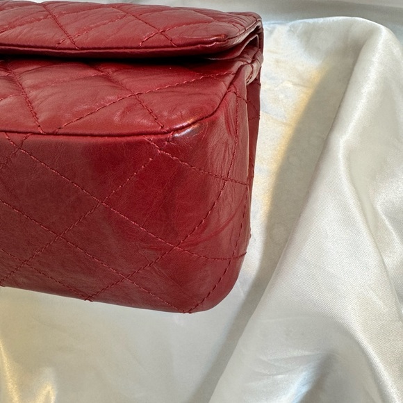 Chanel 2.55 Reissue Quilted Classic Double Flap Bag (Size 227) - Picture 6 of 16